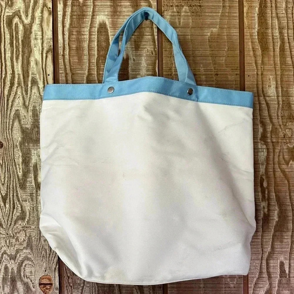 NWOT DOLCE & GABBANA 2012 LIGHT BLUE Women’s Large White Tote Blue Handles - Picture 3 of 4
